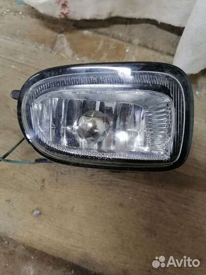 Противотуманная фара Ниссан Алмера классик