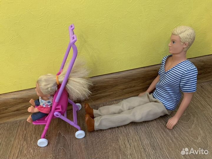 Барби с малышом в животике