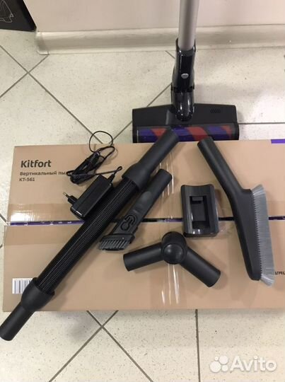 Вертикальный пылесос Kitfort KT-561