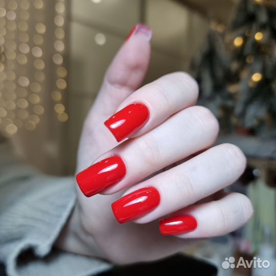 Маникюр и педикюр