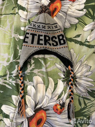 Шапка с косами