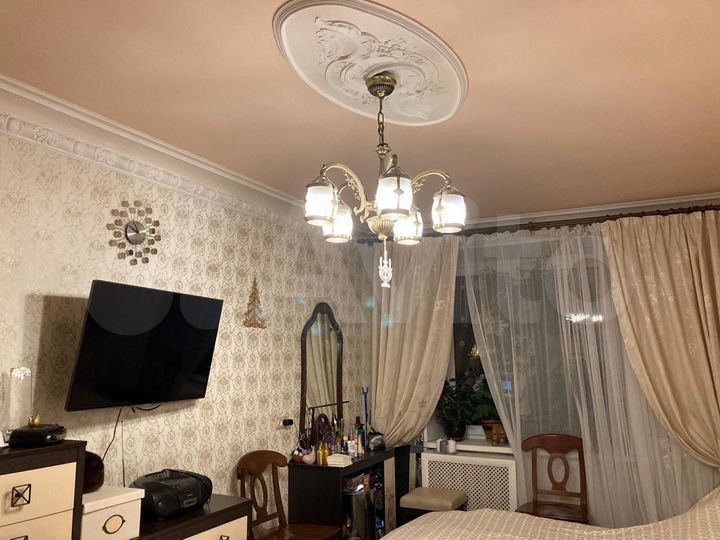 2-к. квартира, 47 м², 4/9 эт.