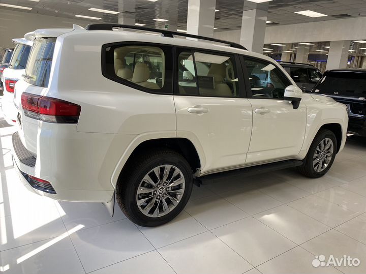 Toyota Land Cruiser 3.5 AT, 2022, 25 км