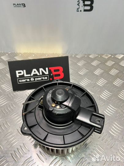 Моторчик печки Toyota Mark 2