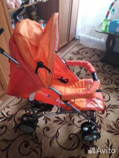 Коляска прогулочная