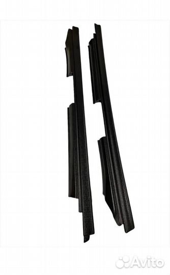 Накладки на пороги приора ваз 2110,11,12. комплек