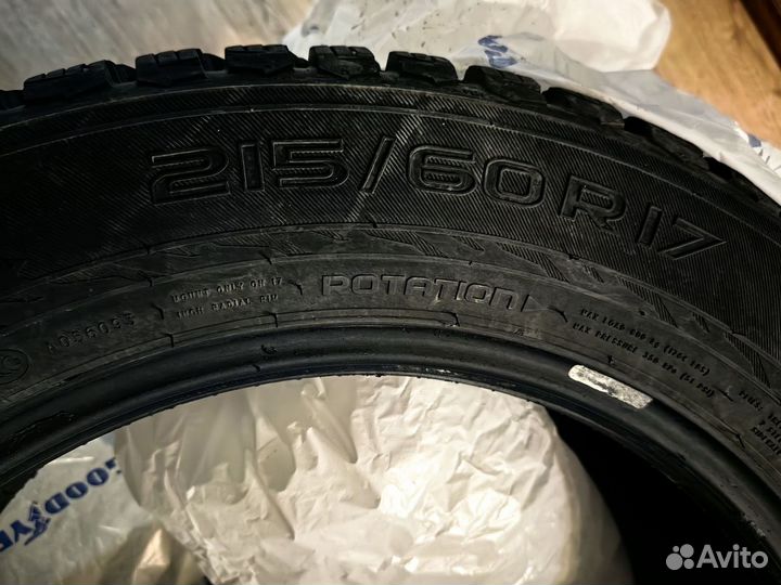 Nokian Tyres Hakkapeliitta 9 SUV 215/60 R17 100T