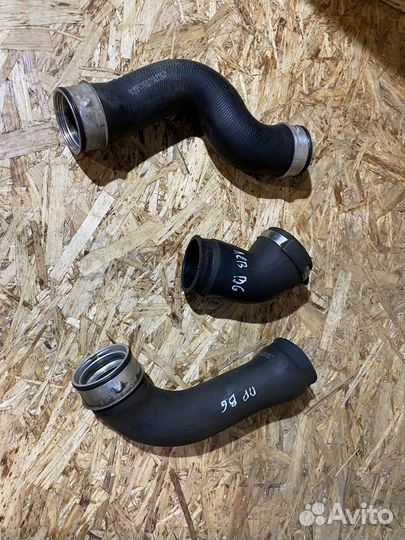 Патрубок интеркулера VW Passat B6 CC