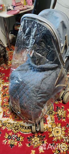 Прогулочная коляска