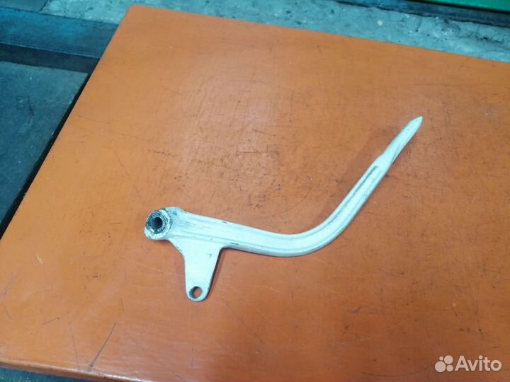 Педаль заднего тормоза Иж