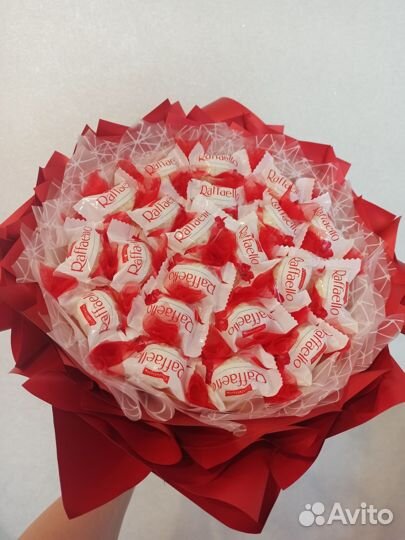 Букет из конфет Raffaello учителю