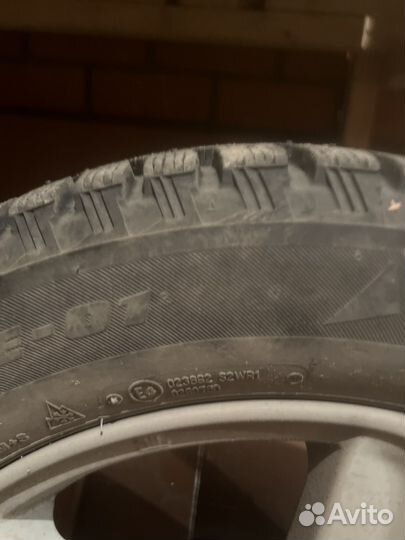 Bridgestone Blizzak Ice 205/60 R16 92T