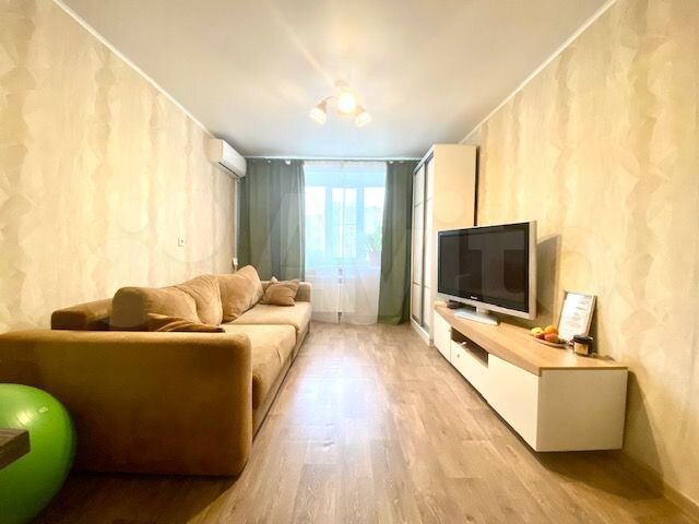 2-к. квартира, 41 м², 7/9 эт.