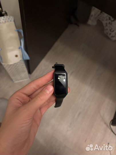 Смарт часы honor band 6