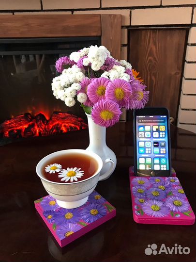 Подставка для телефона из дерева