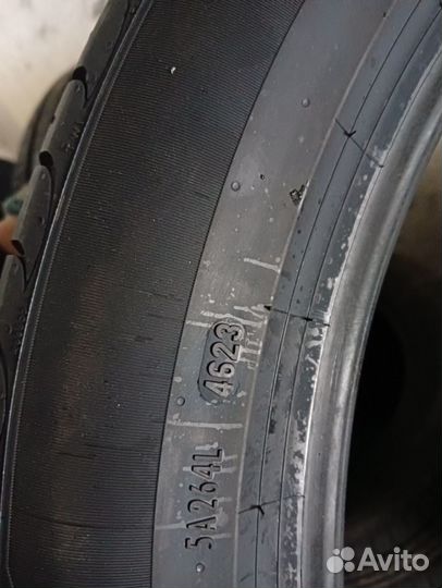 Pirelli Powergy 255/45 R19