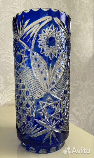 Ваза хрустальная для цветов