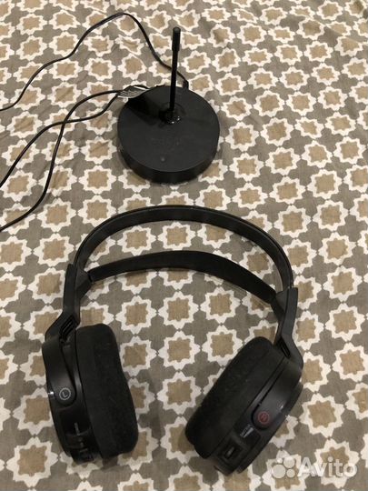 Беспроводные наушники Sony MDR-RF811R