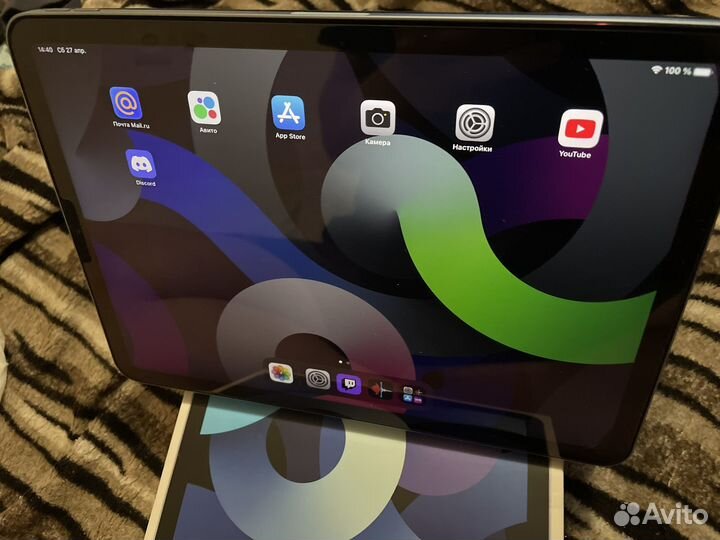 iPad air 4 64gb wifi