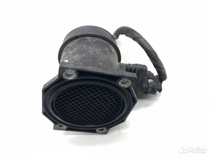 Расходомер воздуха Nissan Terrano 3.0 TD 2004