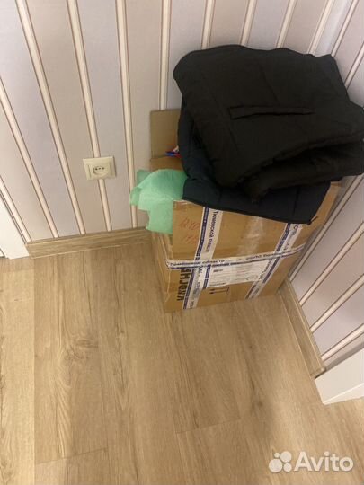 Ткани,вещи б/у коробкой