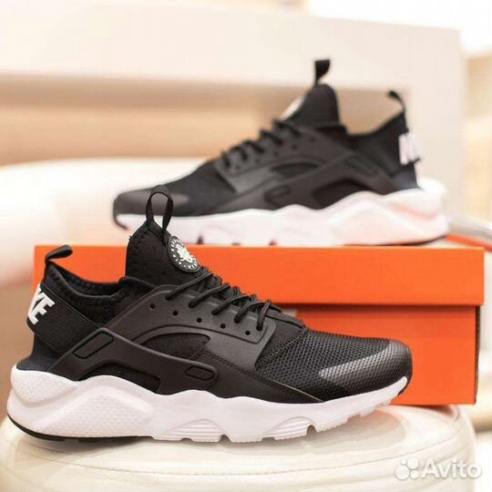 Кроссовки Nike Air Huarache черно - белые