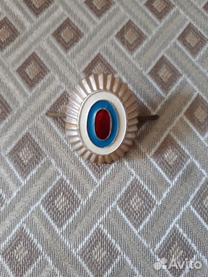 Кокарды вс, мвд, госслужбы РФ