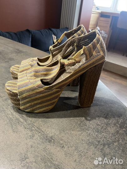 Босоножки jeffrey campbell 36