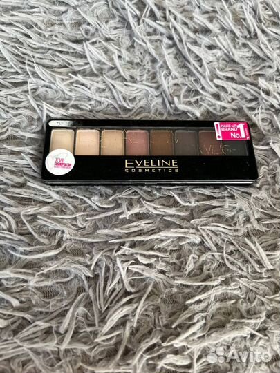 Тени для век Eveline Professional Palette