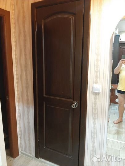 Двери из натурального дерева.ширина 60см.длинна 2м