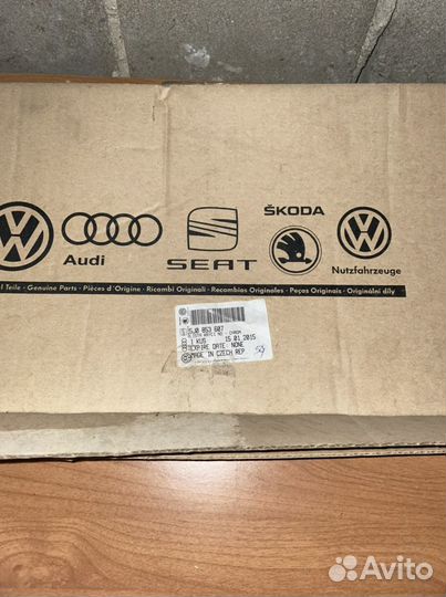 Молдинг решетки радиатора Skoda Fabia 2007