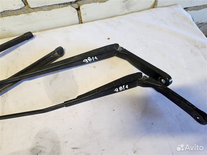 Дворник лобового стекла Peugeot 308 EP6 2011