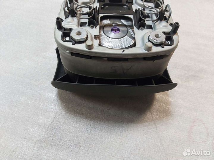 Skoda Octavia A5 Подушка безопасности в руль