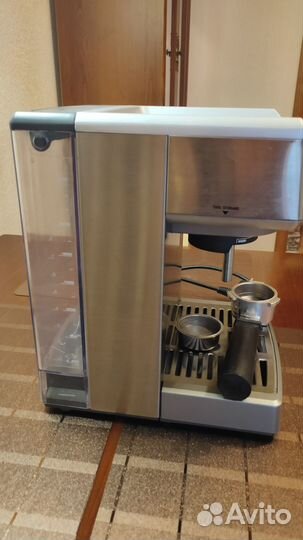 Кофеварка рожковая bork