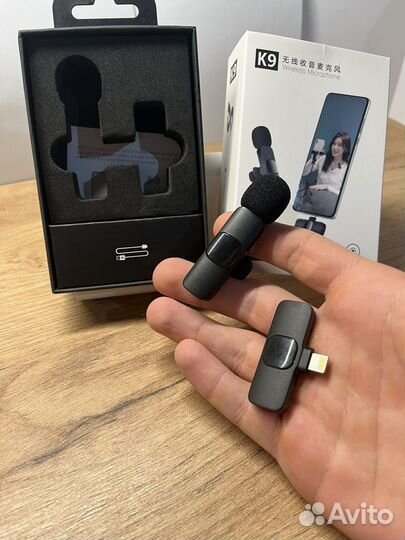 Петличка для iPhone