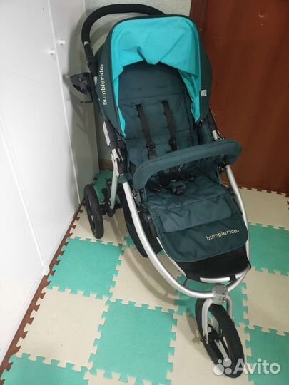 Прогулочная коляска bumbleride