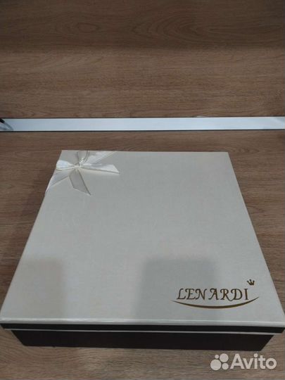 Этажерка для бутербродов/фруктов