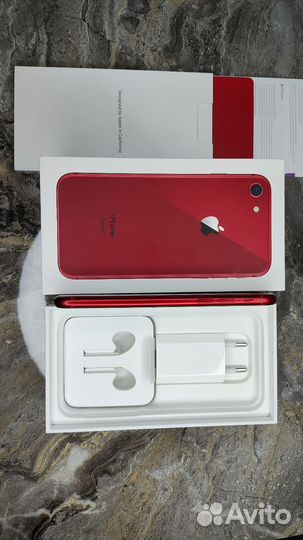 iPhone 8, 64 ГБ