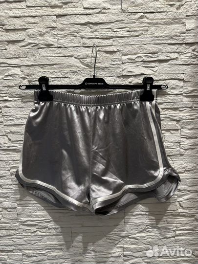 Шорты adidas женские 46