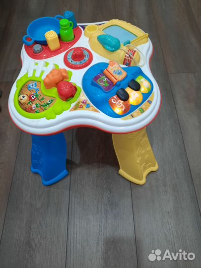 Развивающий стол chicco