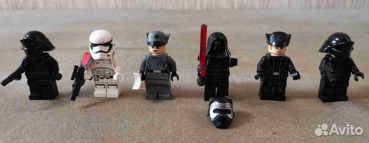 Lego Star Wars 75104 Kylo Ren's Command Shuttle