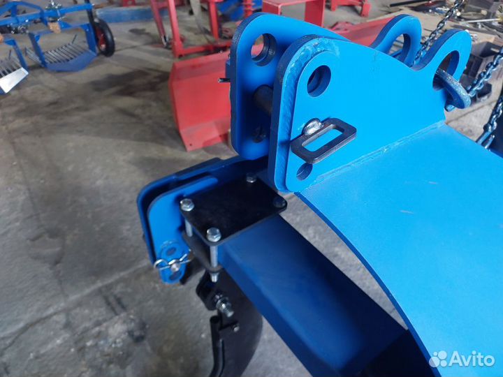 Культиватор глубокорыхлитель 3 рядный