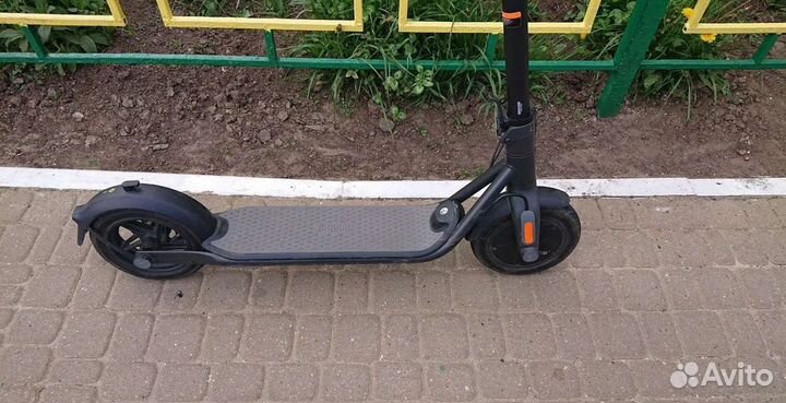 Электросамокат Ninebot KickScooter F25