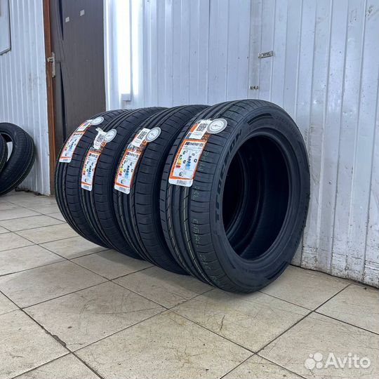 Tracmax X-Privilo TX3 285/45 R19 111Y