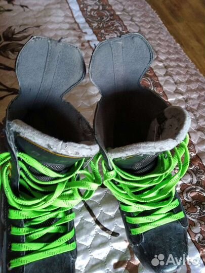 Коньки bauer supreme one.6 39р