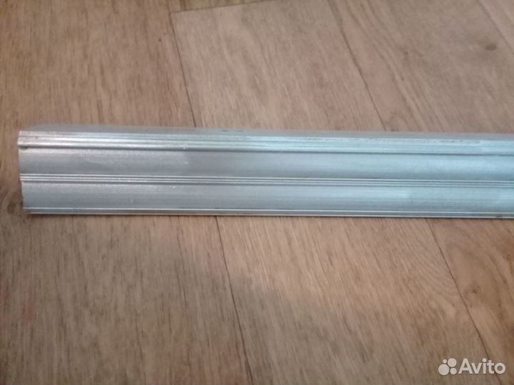 Карнизы алюминевые бу 2шт по 1.8м и 1шт-1.9м