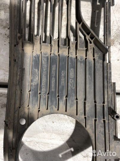 Решетка бампера Kia Cerato 4