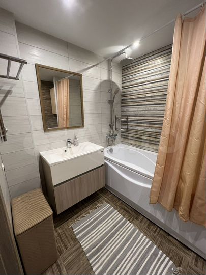 2-к. квартира, 67,4 м², 10/10 эт.