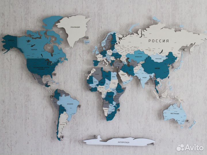 Карта мира из дерева на стену