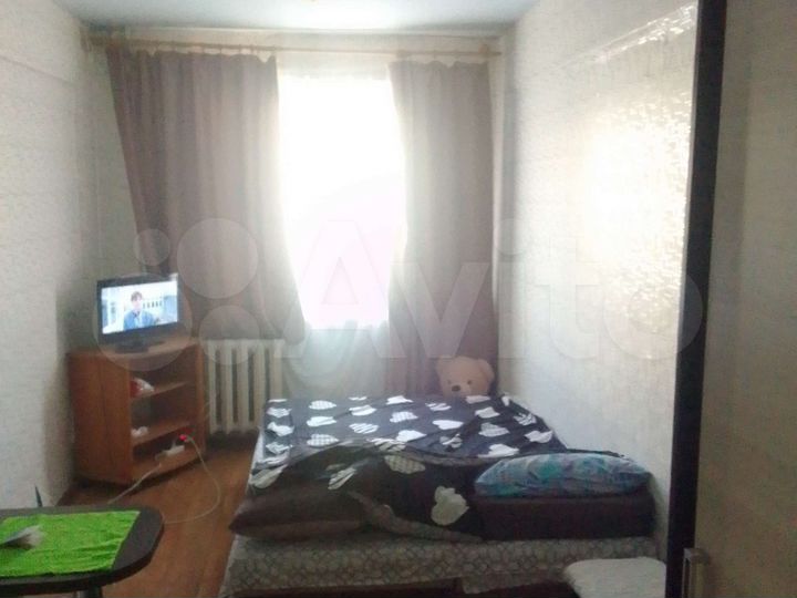 Комната 14 м² в 4-к., 2/5 эт.